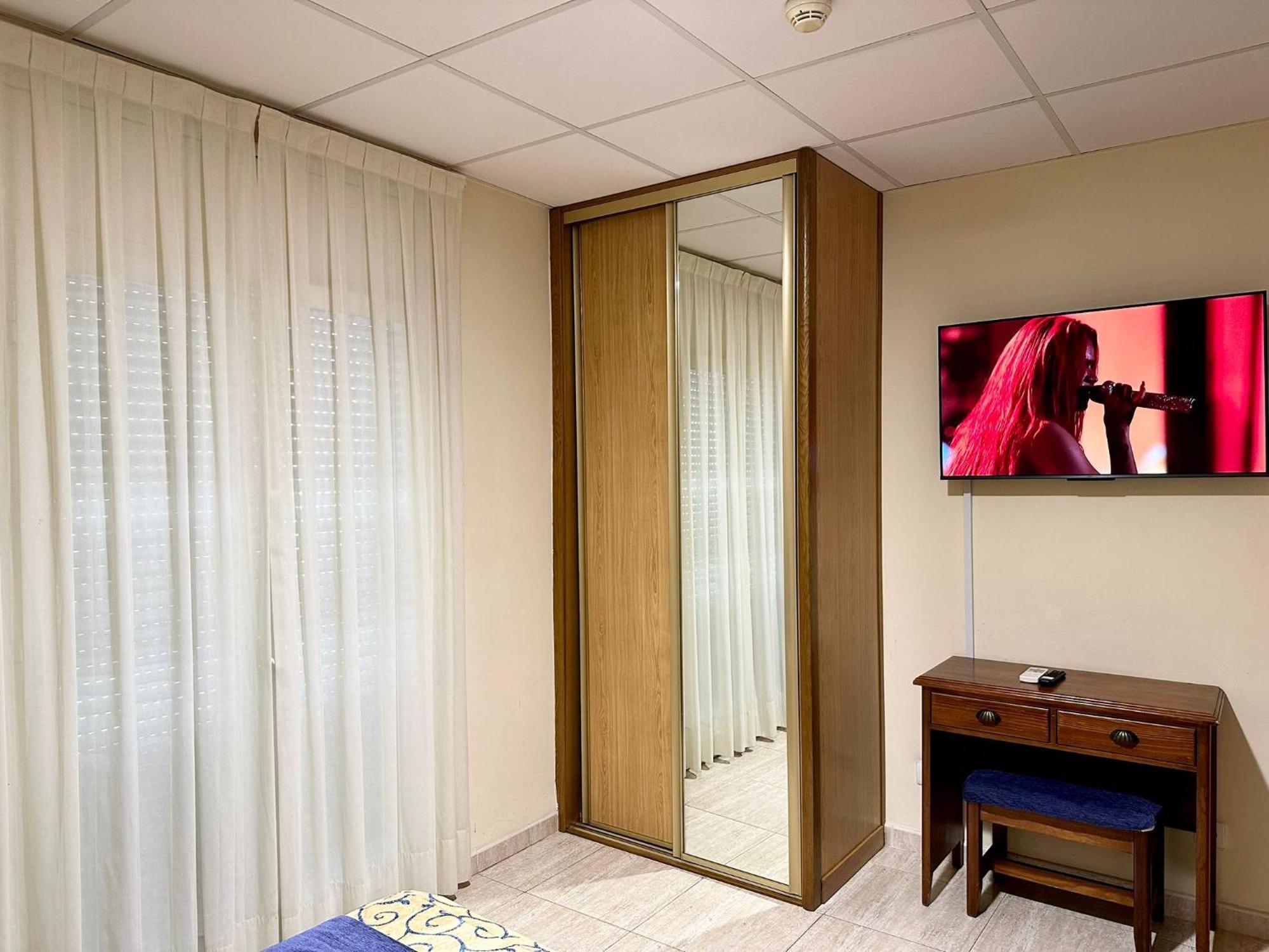Hotel Sancho Hospitalet De L'Infant Kültér fotó
